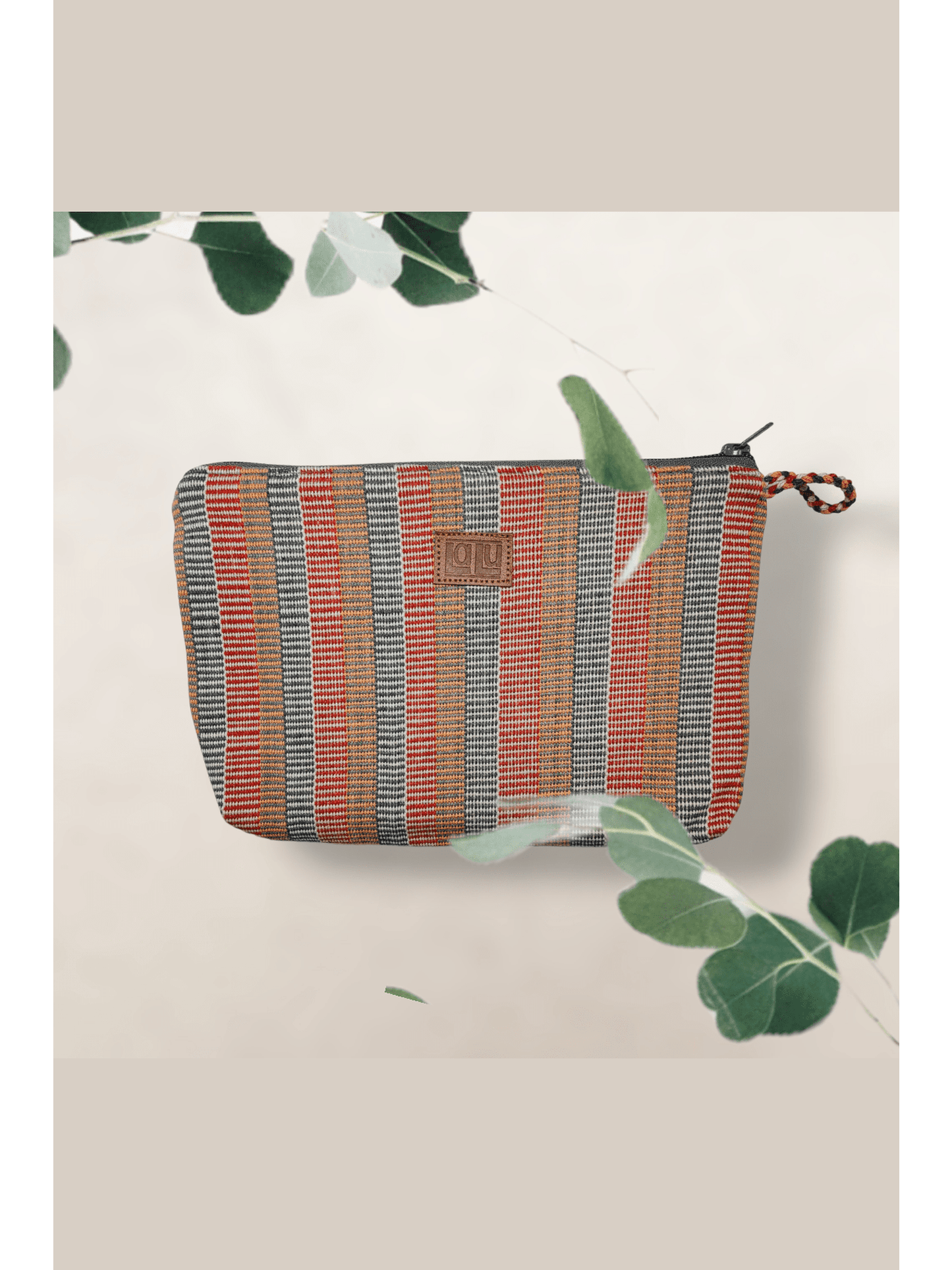 Ihina toiletry bag | Organic cotton